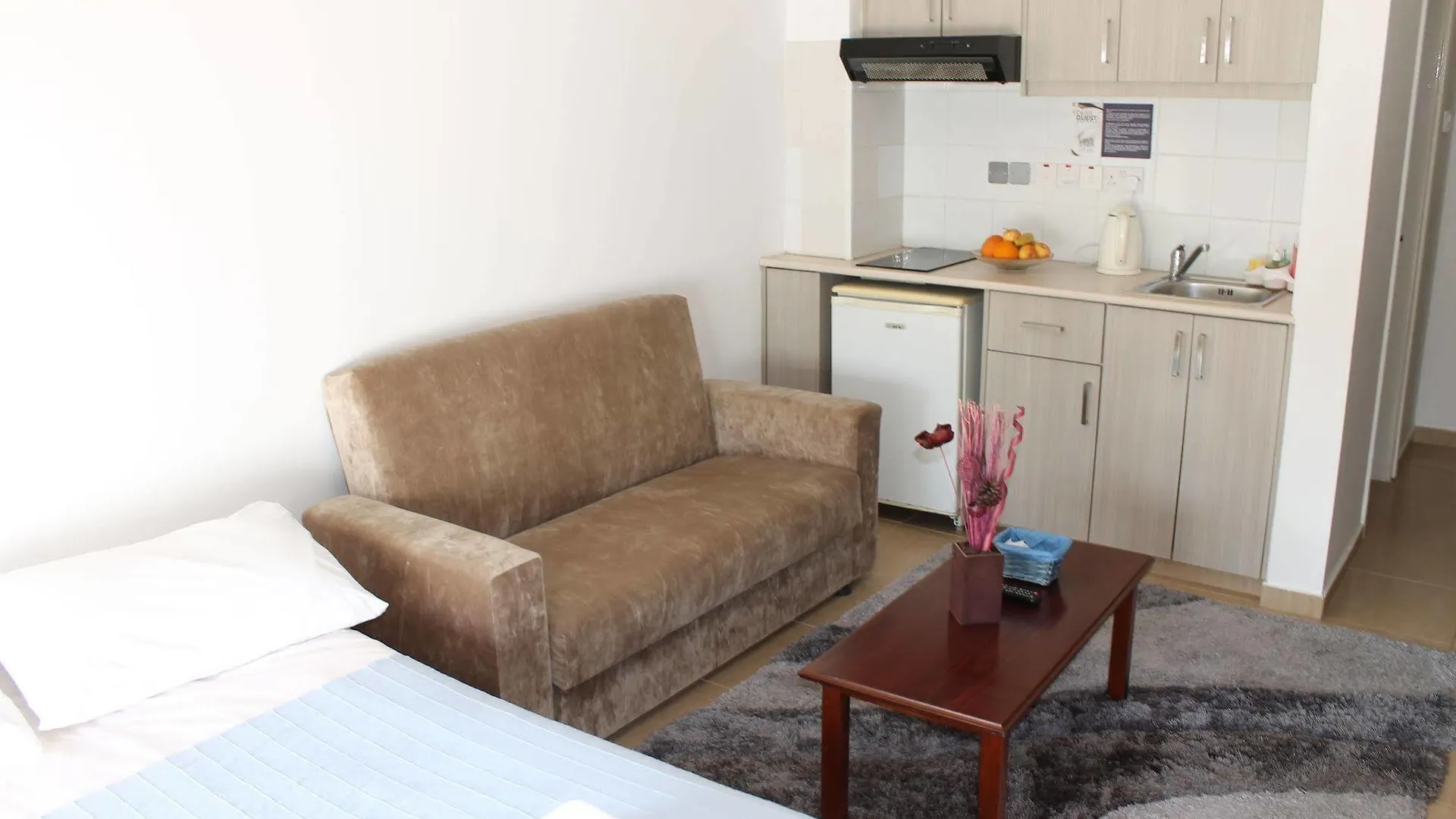 Tiffany City Apartments Larnaca Hotel