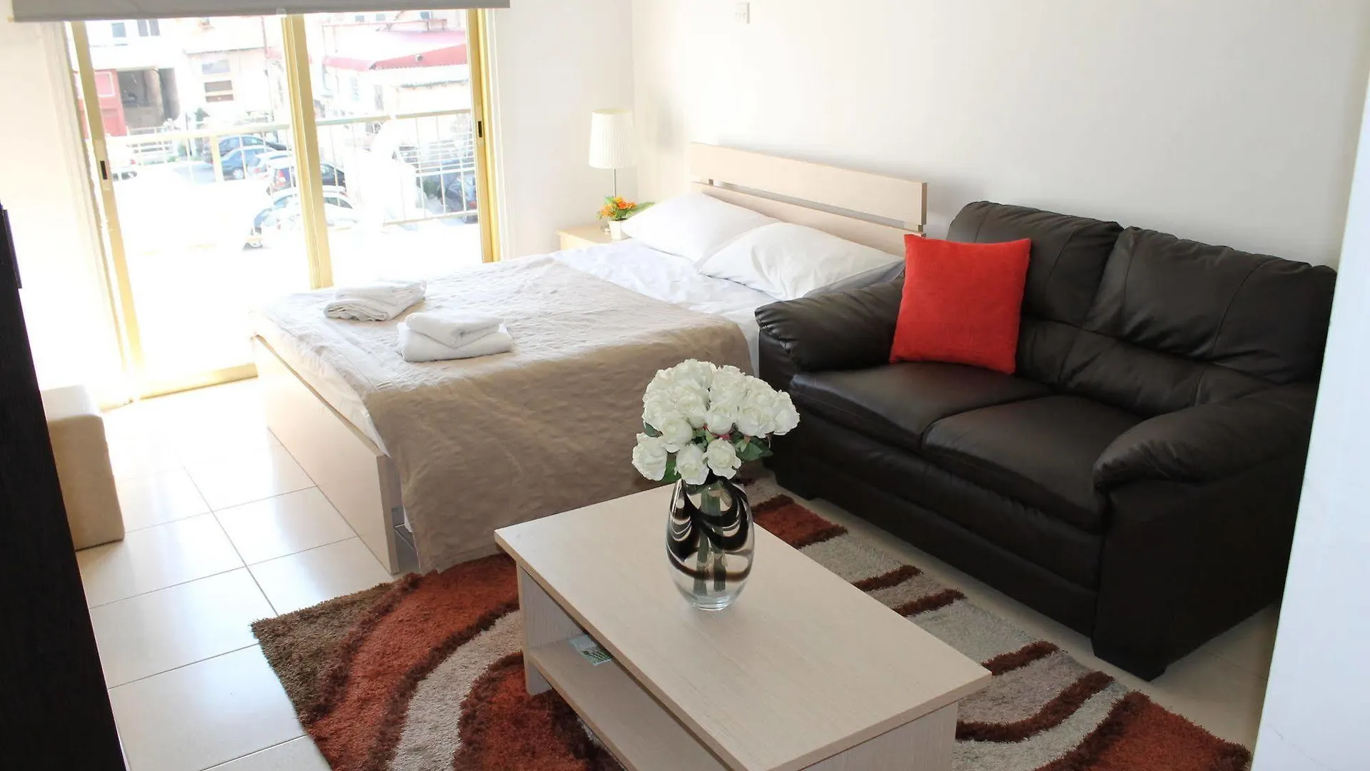 Tiffany City Apartments Larnaca 3*,